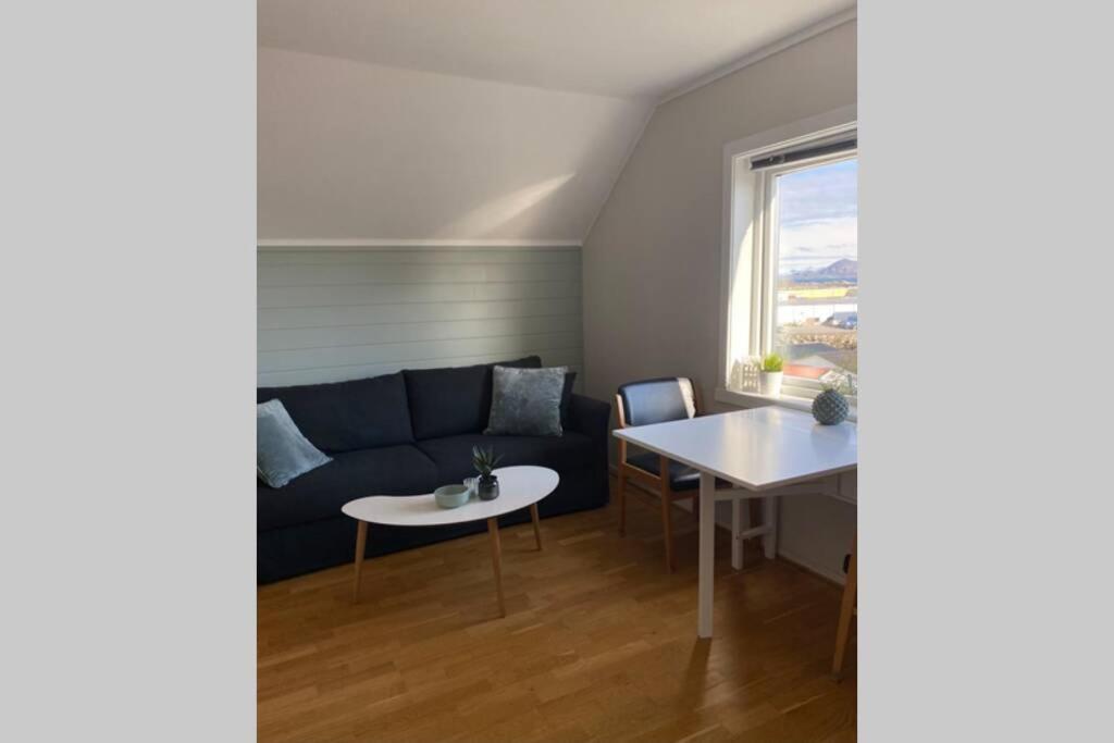 Apartamento Koselig Leilighet Sentralt I Svolvær Exterior foto
