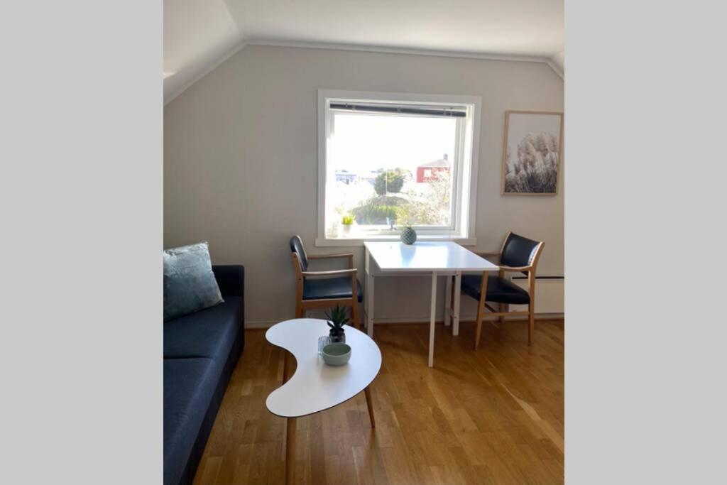 Apartamento Koselig Leilighet Sentralt I Svolvær Exterior foto